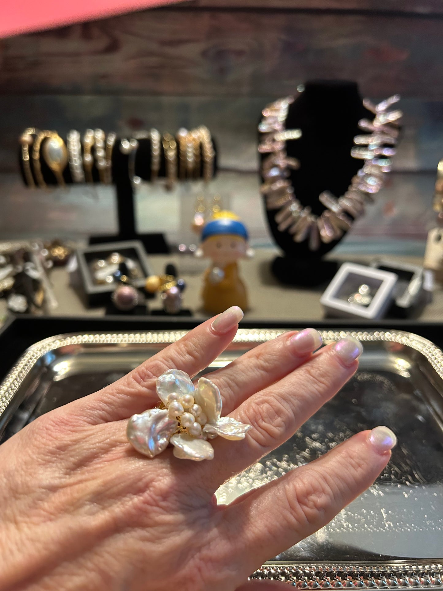 Baroque flower ring
