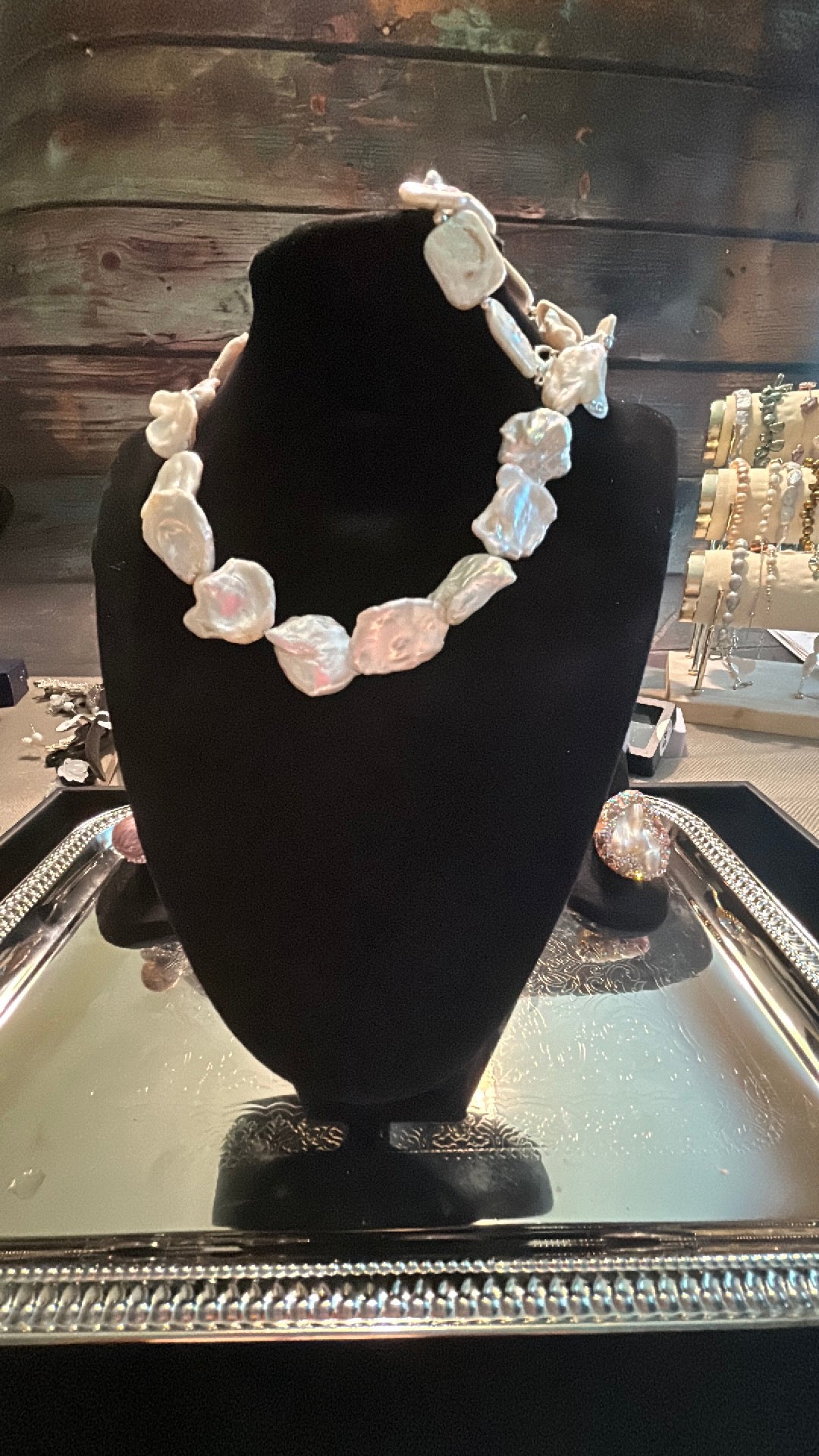 Full baroque matching necklace & bracelet set