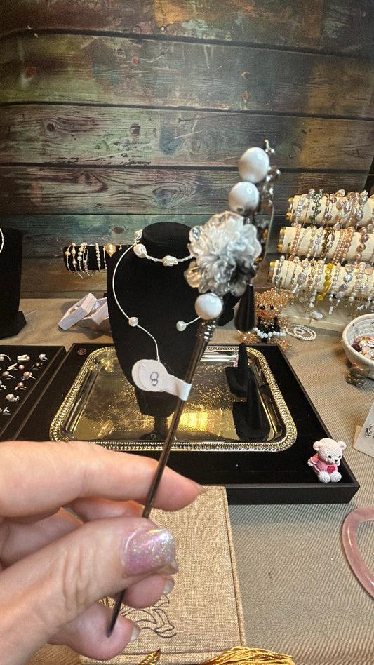 Marble flower hairpin
