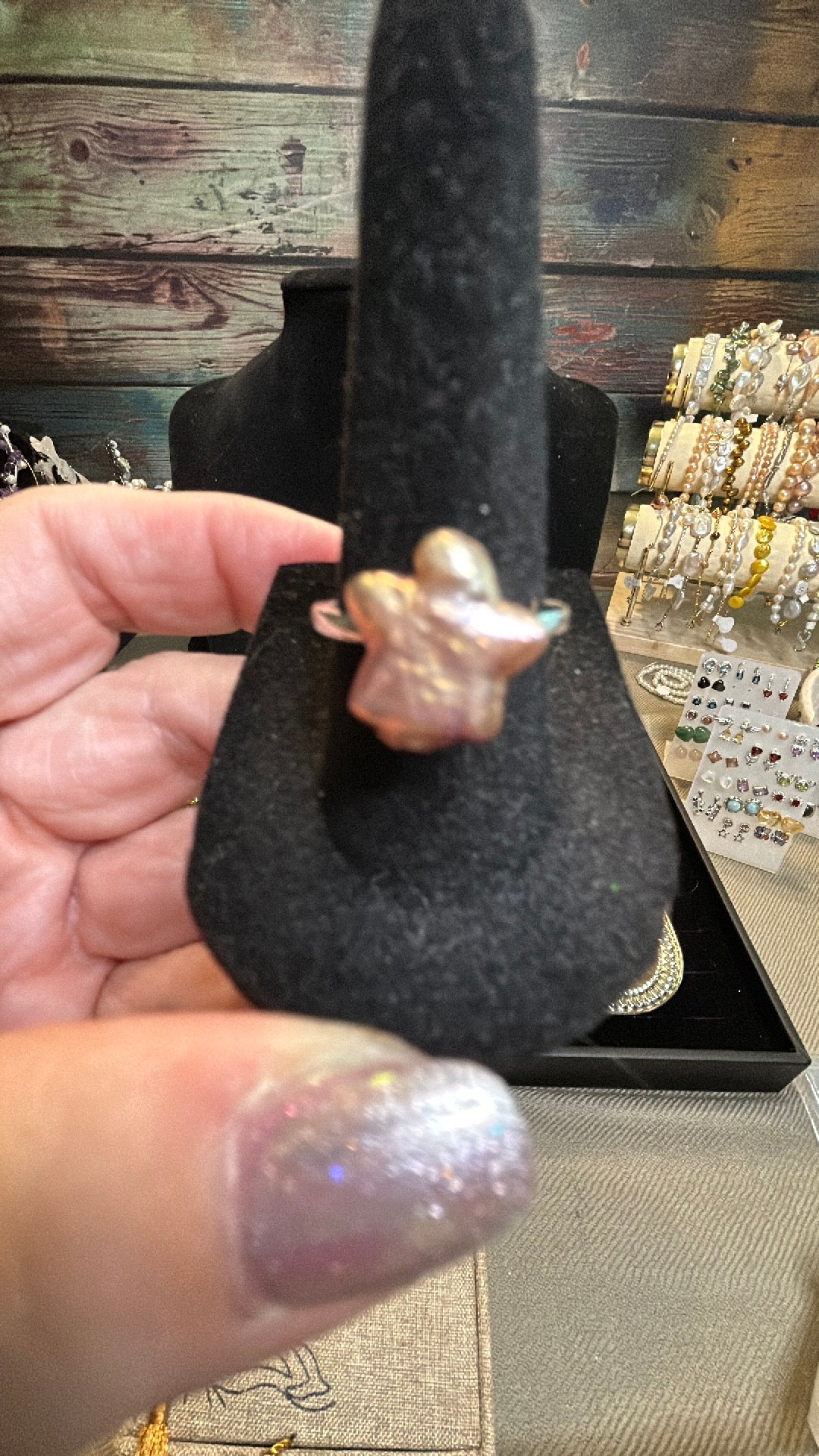 Star shaped lavender baroque adjustable ring