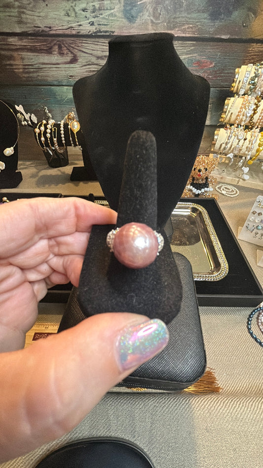 Large dragon scale pearl ring in silver