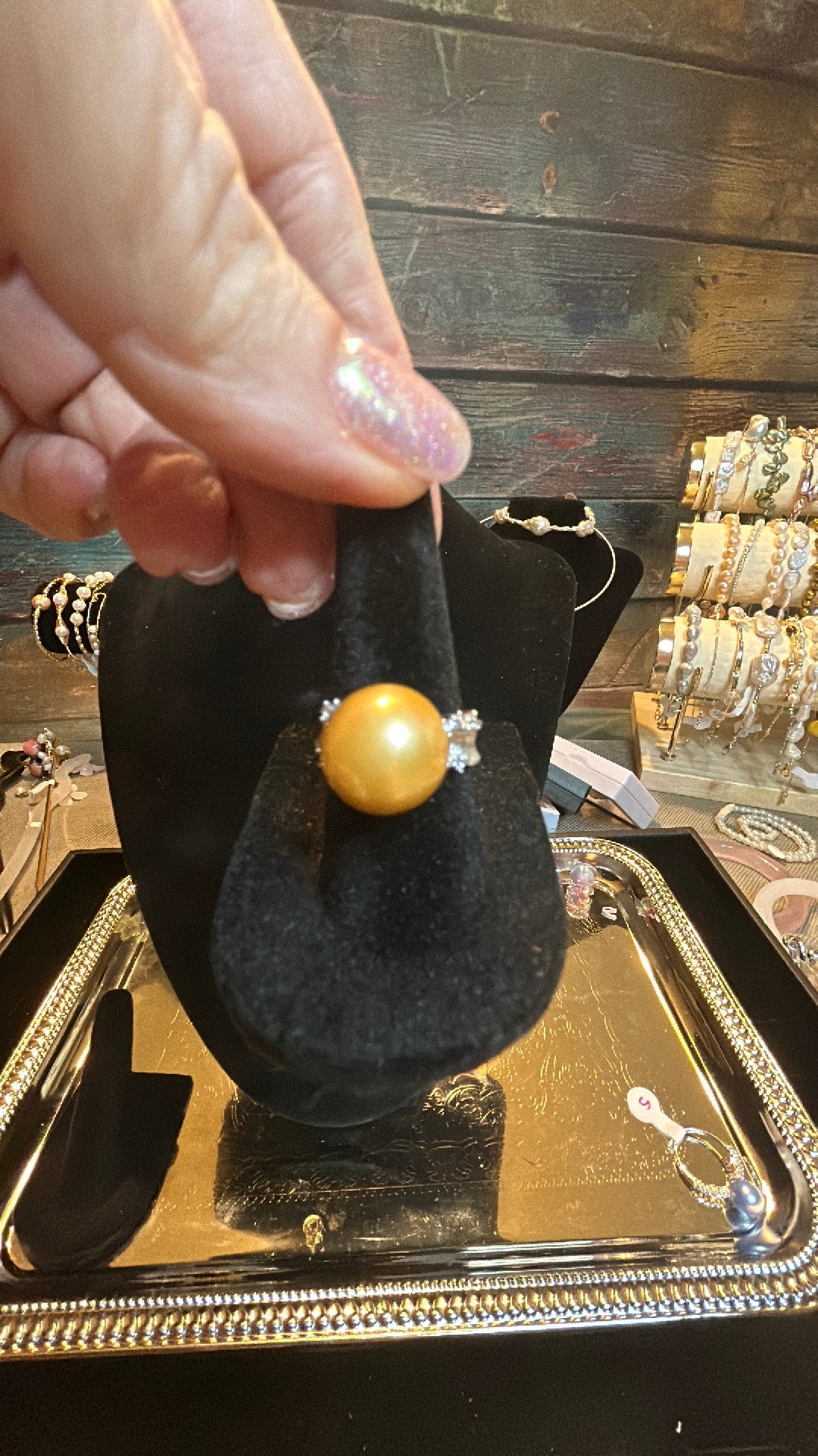 Golden Edison pearl ring