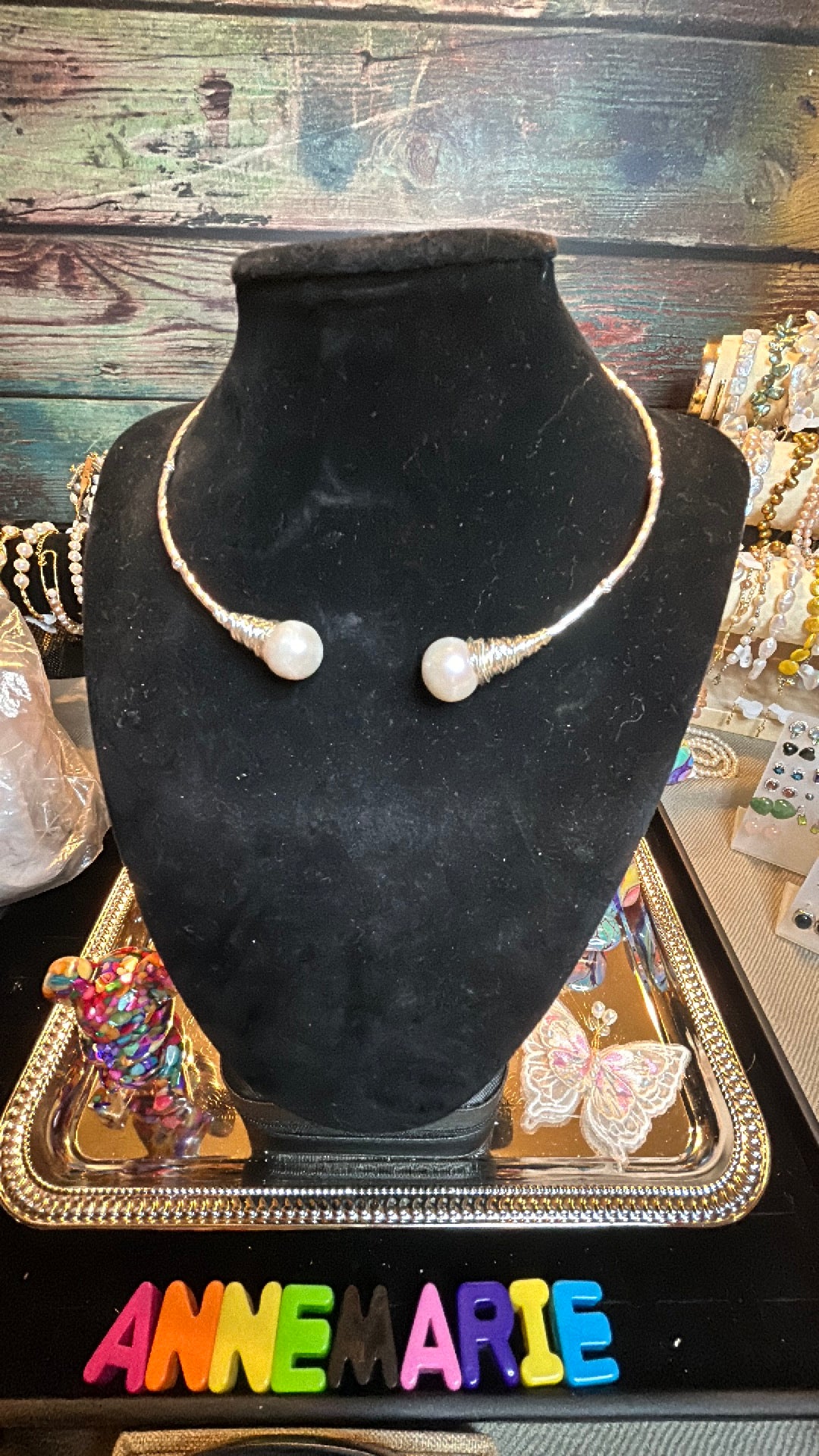 White baroque silver choker