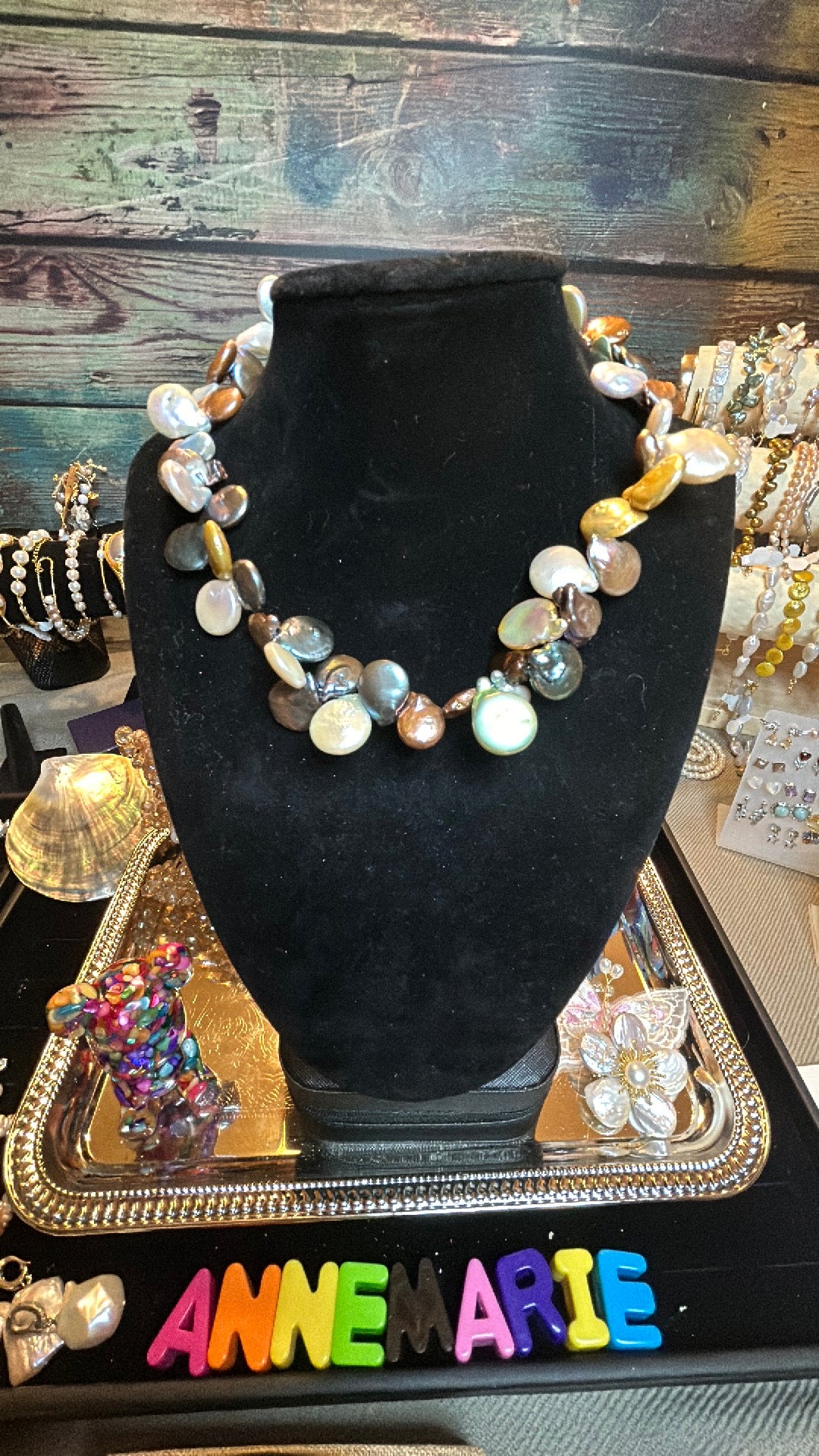 Large natural petal baroque necklace