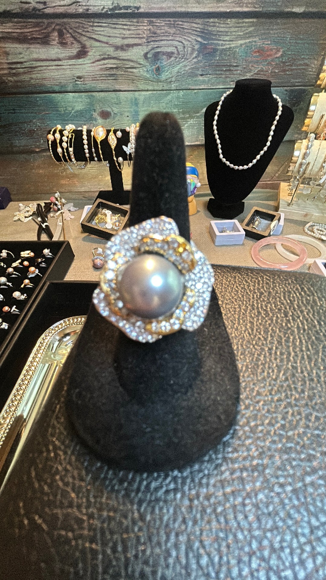 Gorgeous silver Edison pearl ring adjustable